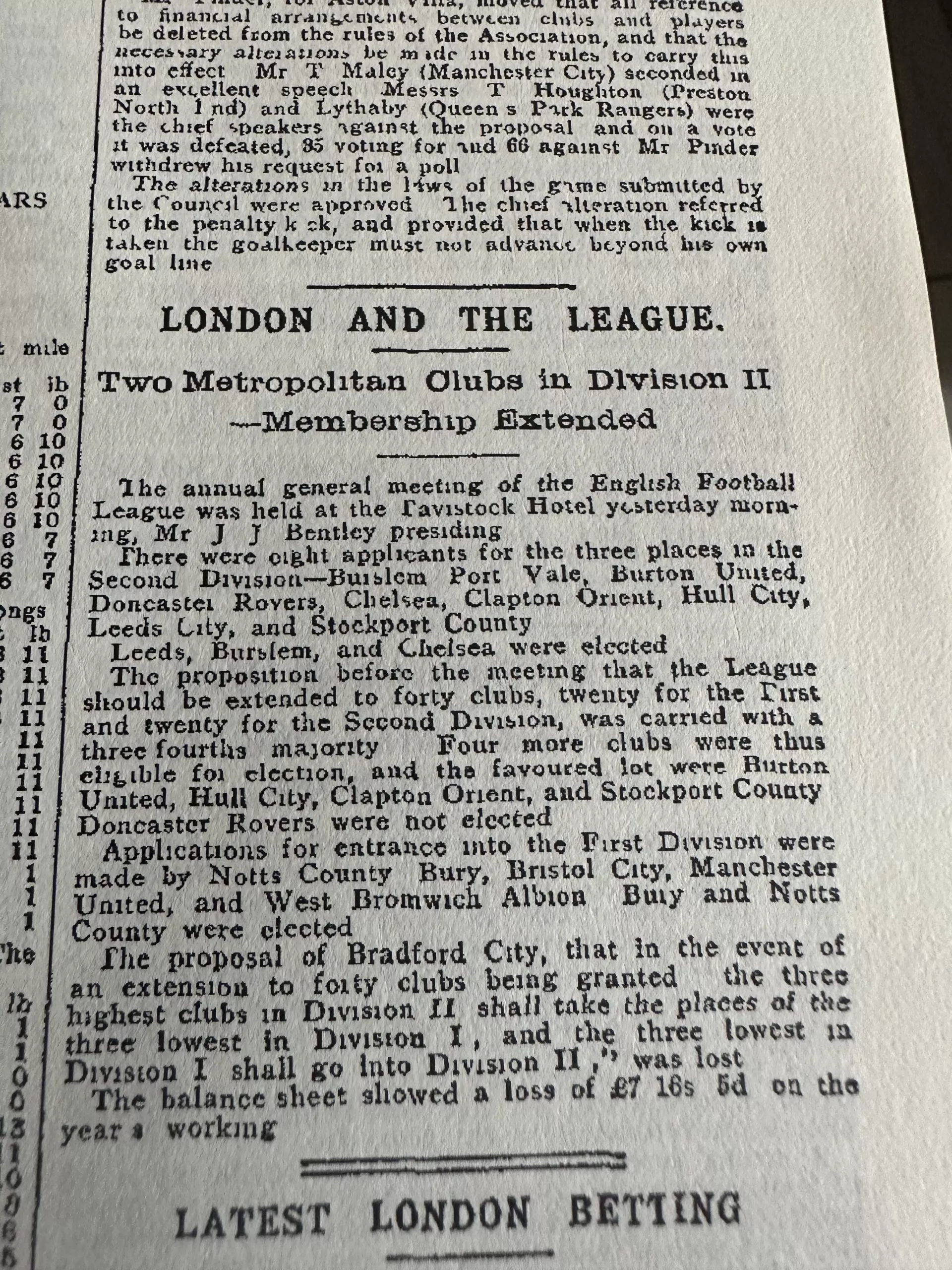 Leeds City was voted to the English Football League's Second Division alongside Port Vale and Chelsea at the annual general meeting in 1905.